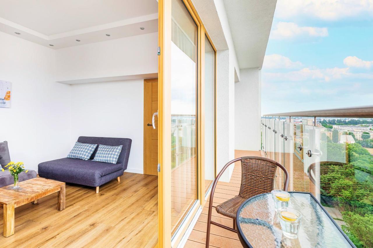 Platan Tower Baltic & More Apartments シフィノウイシチェ エクステリア 写真